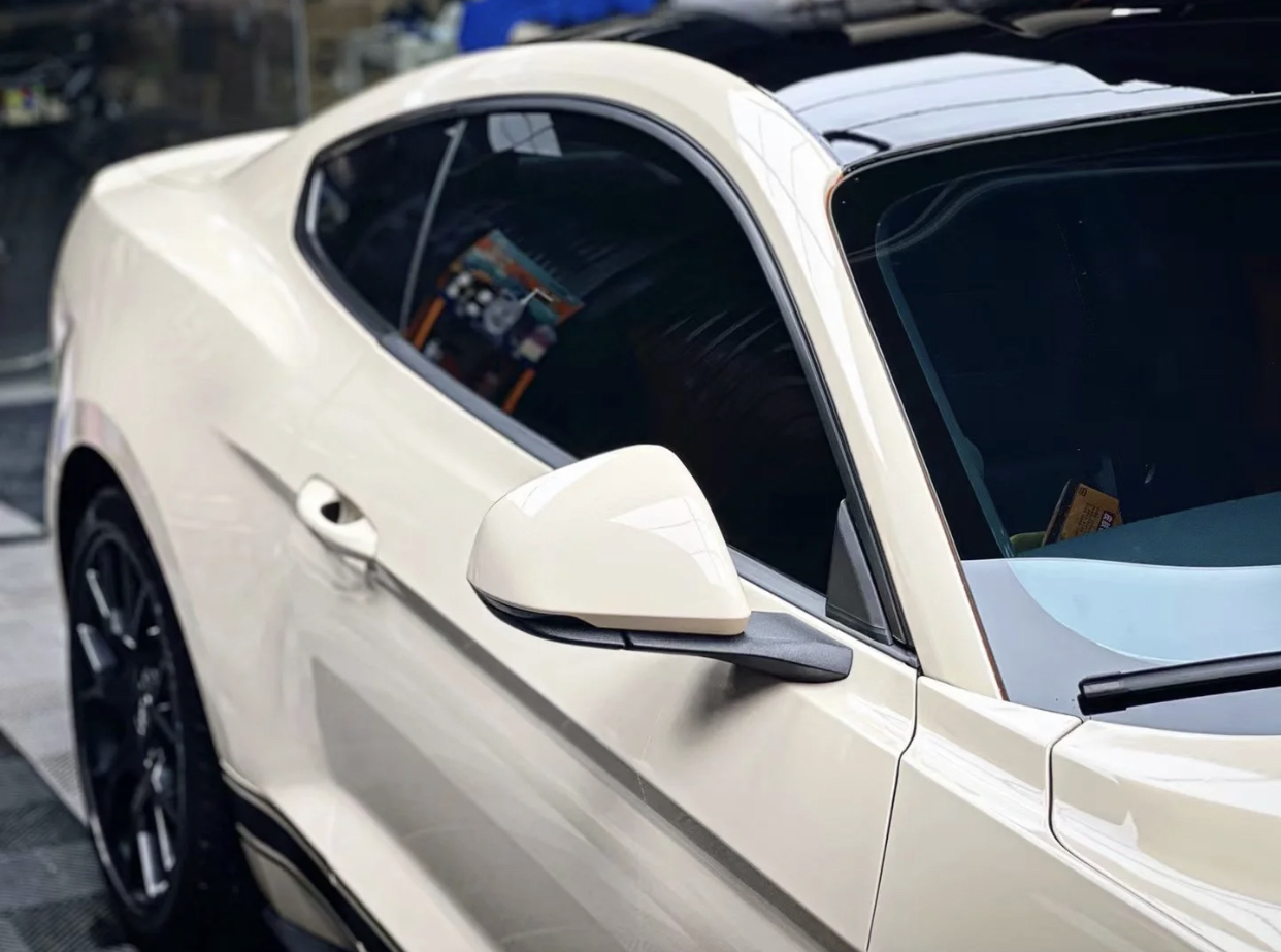 Ravoony Plus Khaki Milan Car Vinyl Wrap Ford Mustang Wrap