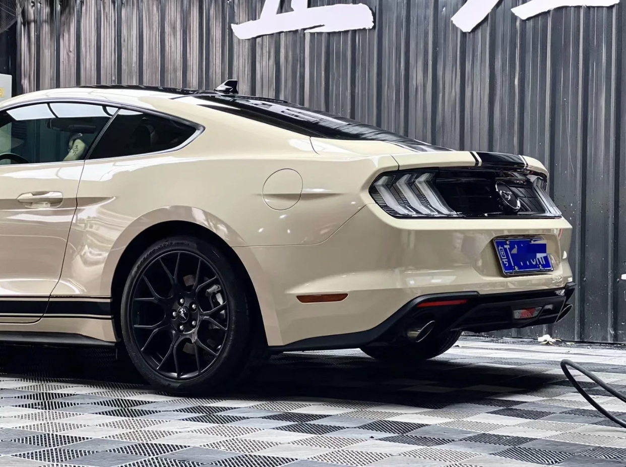 Ravoony Plus Khaki Milan Car Vinyl Wrap Ford Mustang Wrap