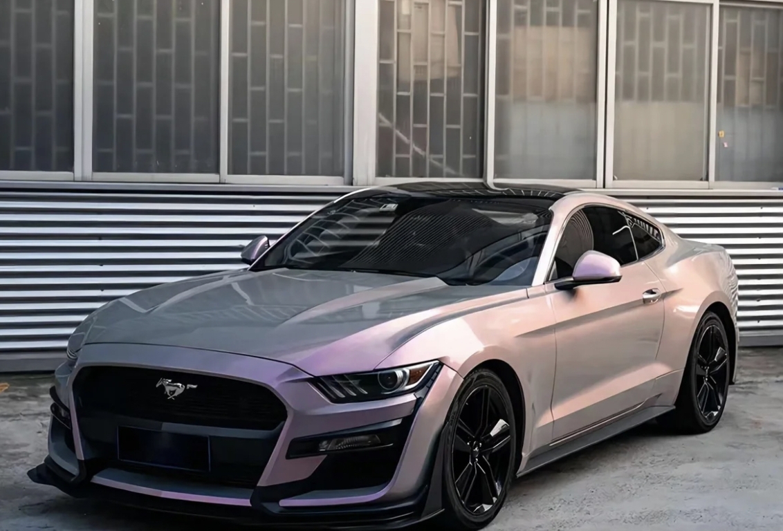 Ravoony Plus Twin Candy Grey Red Color Fliper Car Wrap Ford Mustang Wrap