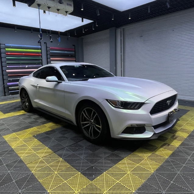 Ravoony Plus Aurora White Car Vinyl Wrap Ford Mustang Wrap