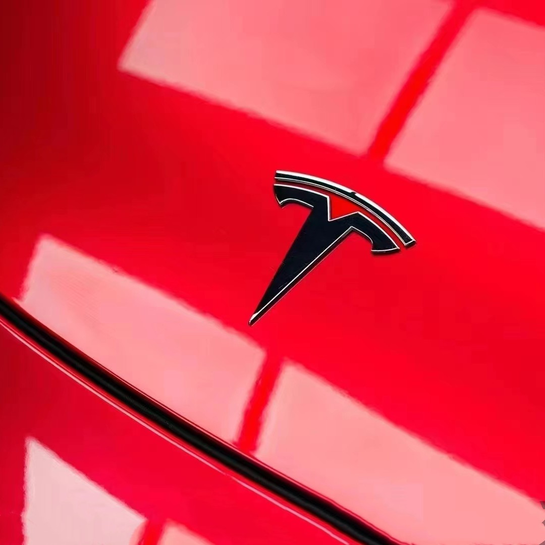 Gloss Liquid Ruby Red Vinyl Car Wrap