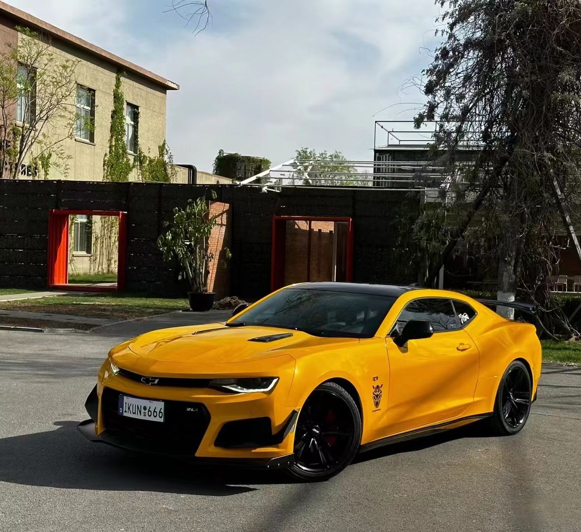 Ravoony Plus Sunflower Yellow Vinyl Wrap Chevrolet Camaro Wrap