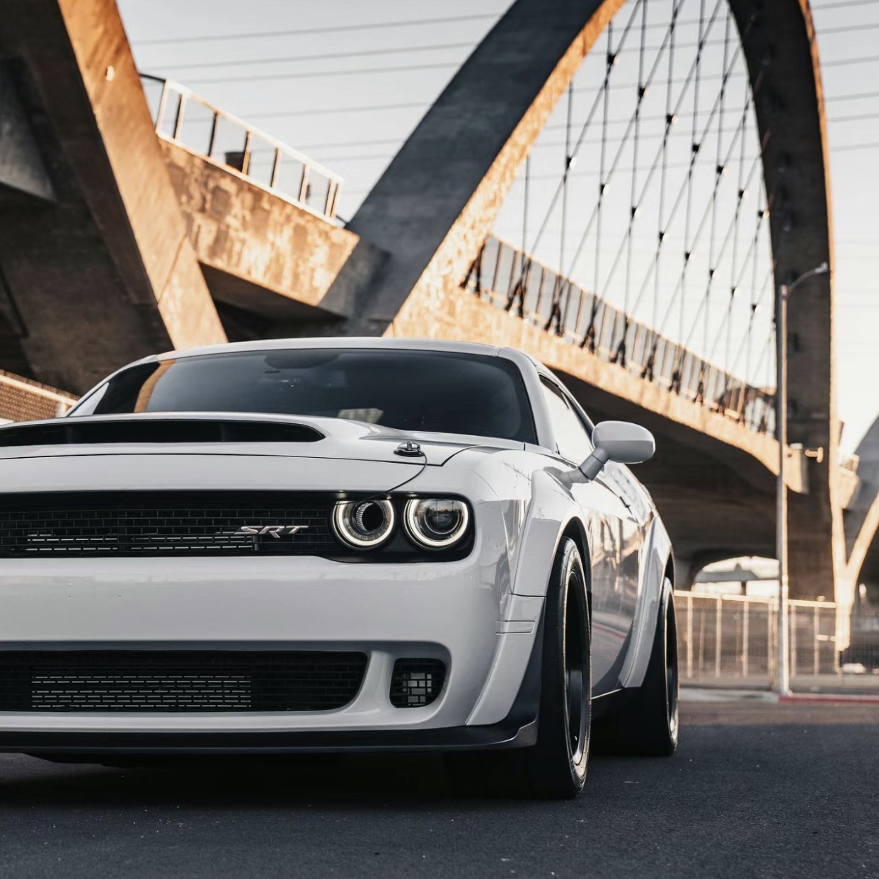 Ravoony Plus Gloss Crystal White Car Vinyl Wrap Dodge Challenger Wrap