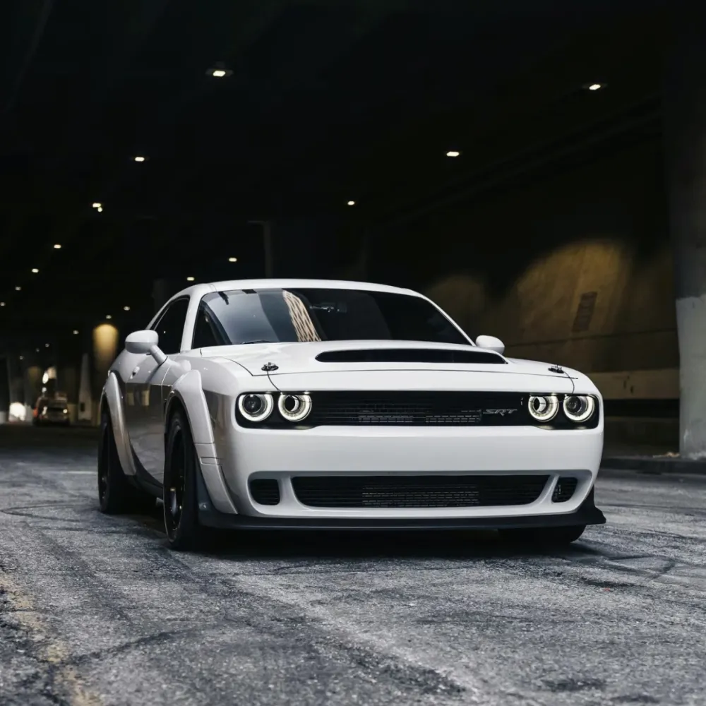 Ravoony Plus Gloss Crystal White Car Vinyl Wrap Dodge Challenger Wrap