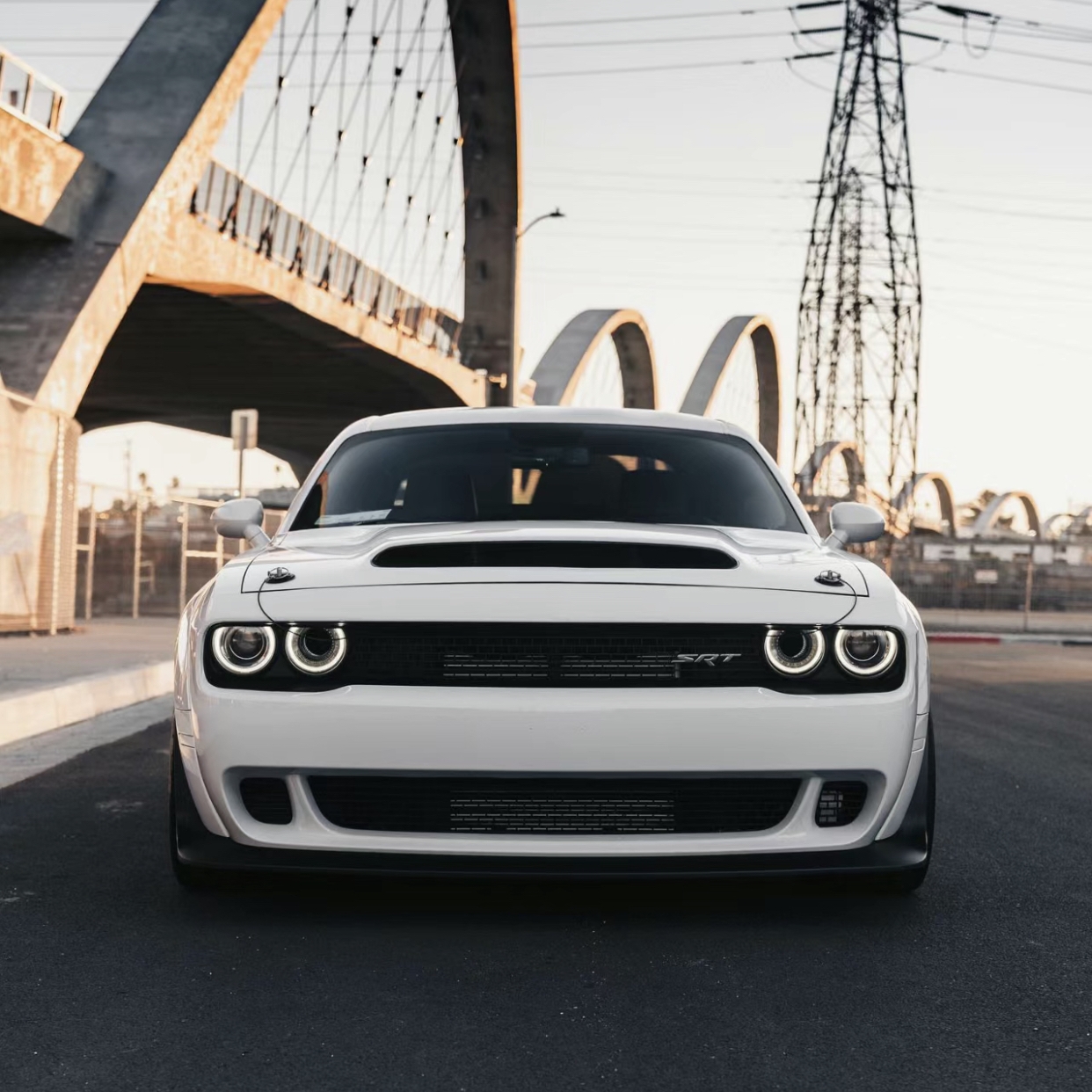 Ravoony Plus Gloss Crystal White Car Vinyl Wrap Dodge Challenger Wrap