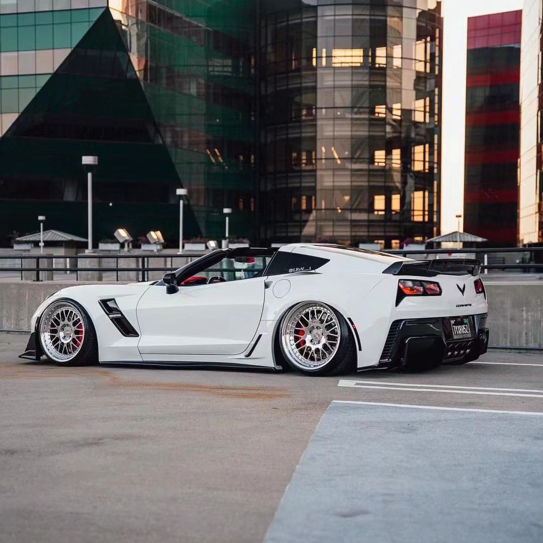 Ravoony Plus PET Gloss White Car Wrap C7 Corvette Wrap