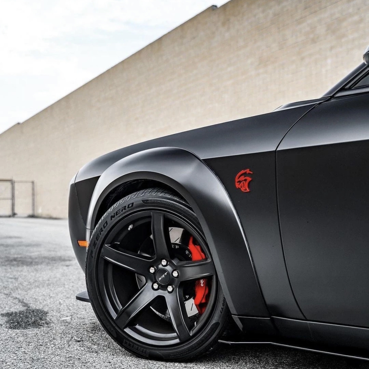 Ravoony Plus Pure Metal Black Car Vinyl Wrap Dodge Challenger Wrap