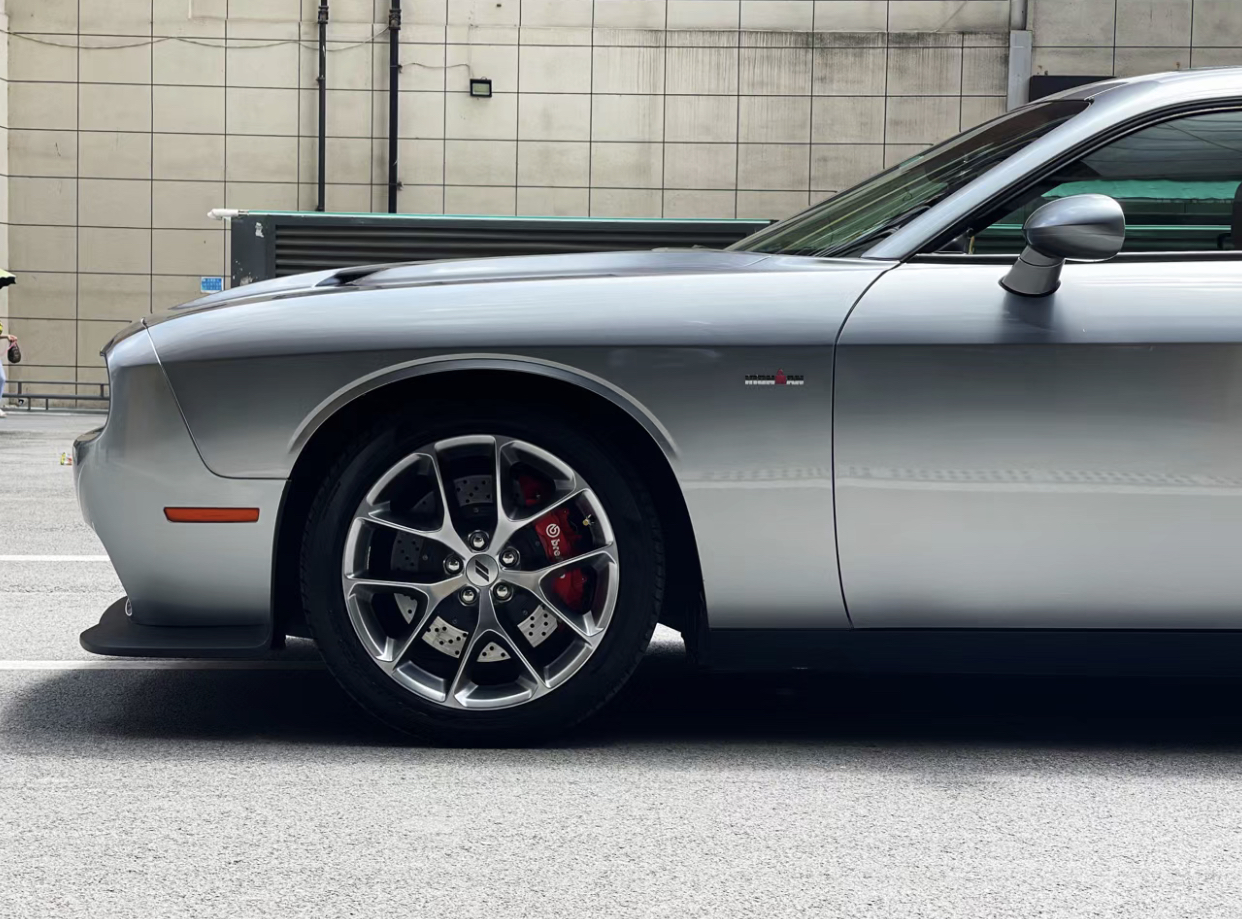 Ravoony Plus GT Silver Car Vinyl Wrap Dodge Challenger Wrap