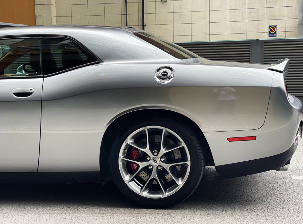 Ravoony Plus GT Silver Car Vinyl Wrap Dodge Challenger Wrap