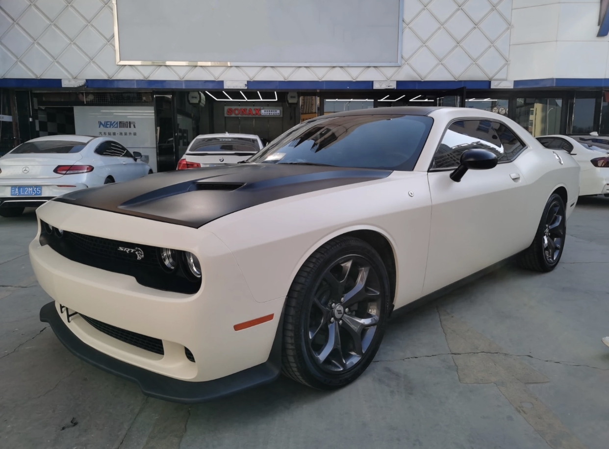 Ravoony Plus Ultimate Flat Khaki Milan Car Vinyl Wrap Dodge Challenger Wrap