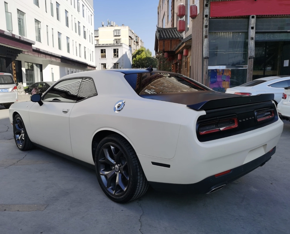 Ravoony Plus Ultimate Flat Khaki Milan Car Vinyl Wrap Dodge Challenger Wrap