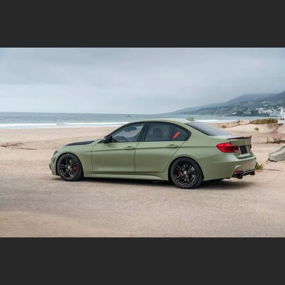 Ravoony Plus Ultimate Flat Khaki Green Car Wrap