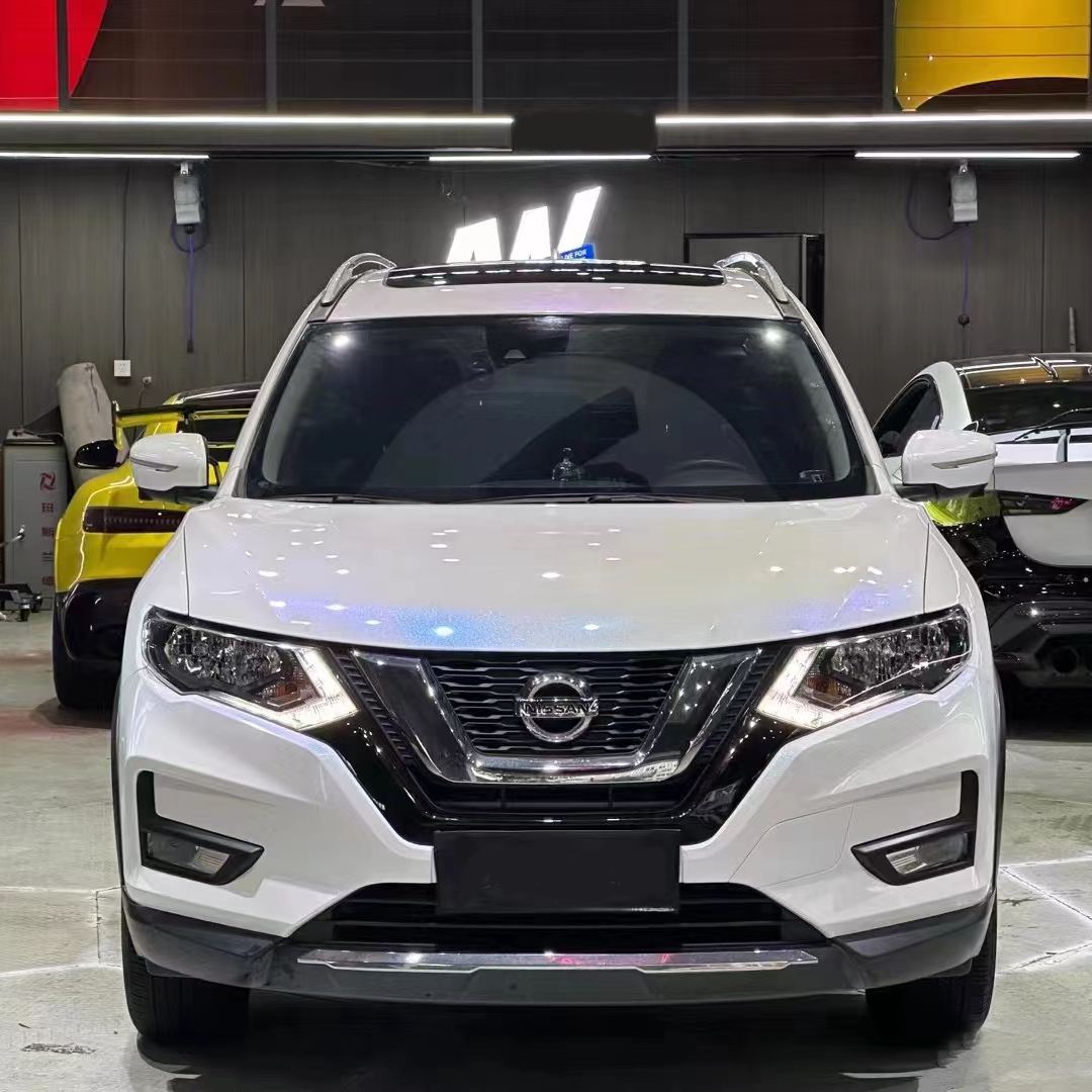 Ravoony Plus PET Glossy White to Blue Car Vinyl Wrap Nissa Wrap