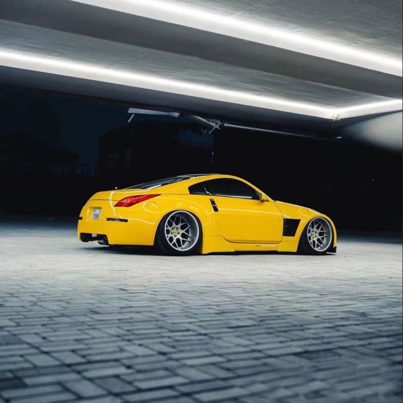 Ravoony Plus Sunflower Yellow Vinyl Wrap Nissan 350Z Wrap