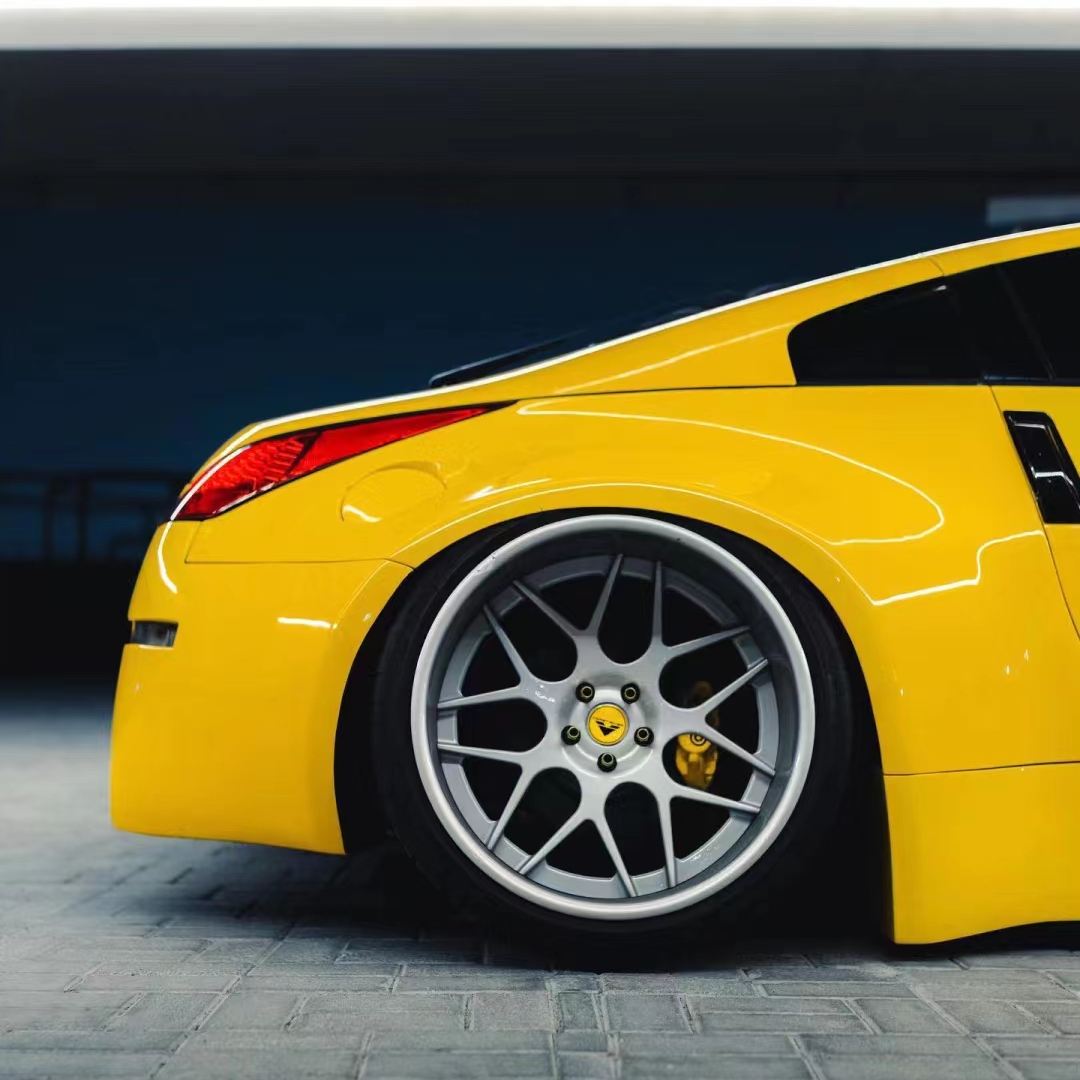 Ravoony Plus Sunflower Yellow Vinyl Wrap Nissan 350Z Wrap