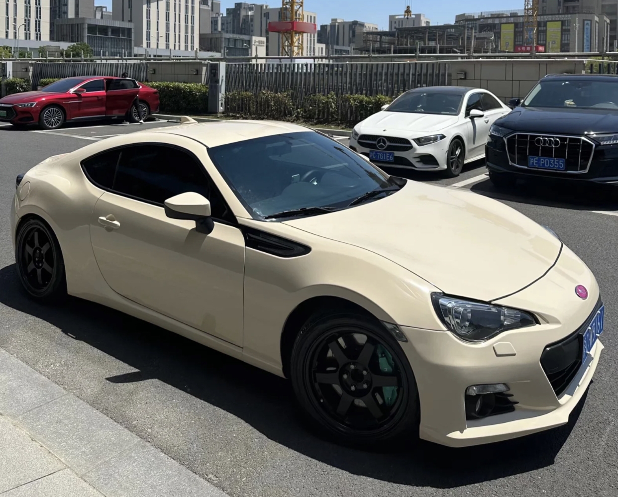 Ravoony Plus Khaki Milan Car Vinyl Wrap Subaru Wrap