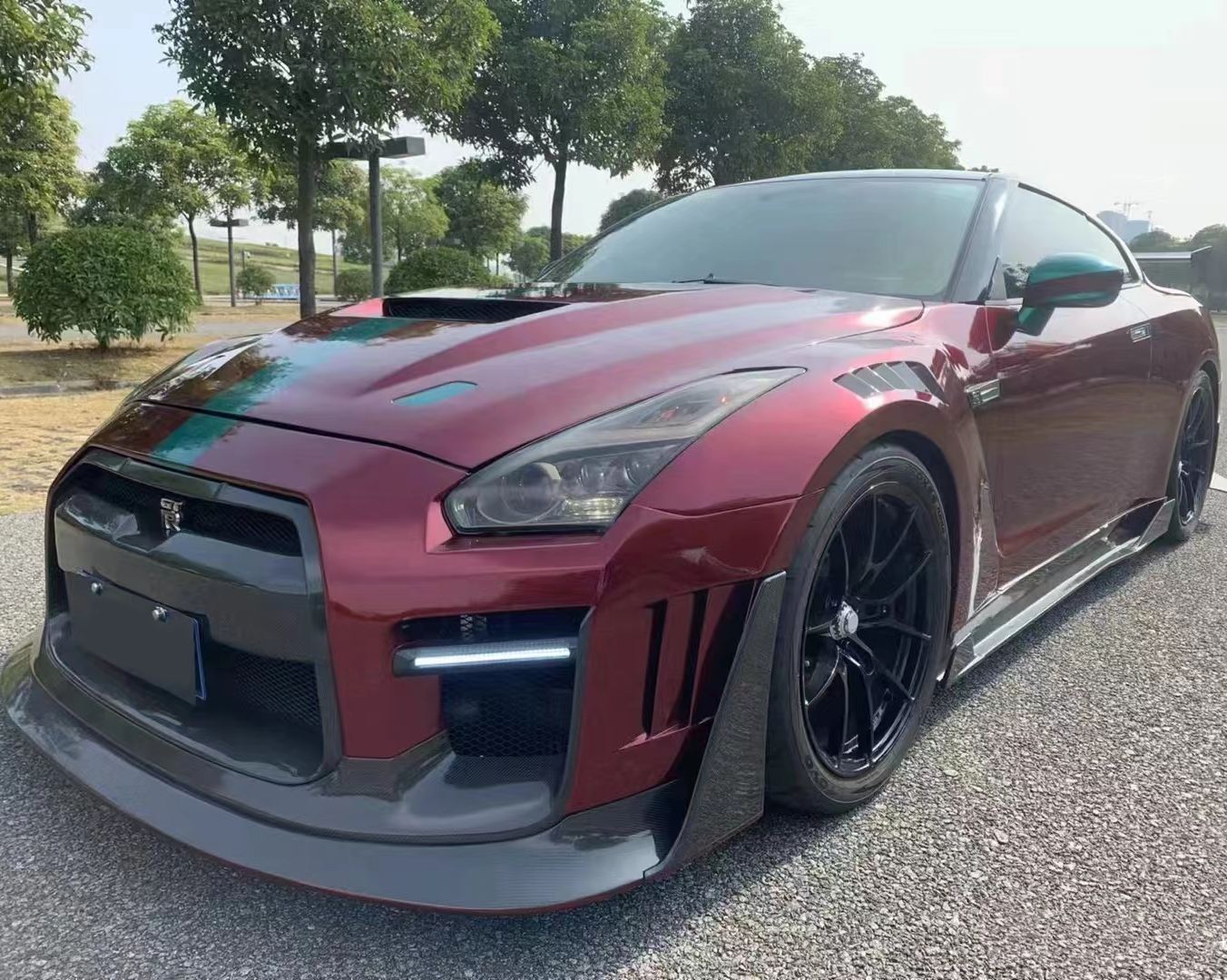 Ravoony Plus Liquid Metallic Dragon Blood Red Vinyl Car Wrap Nissan GTR Wrap
