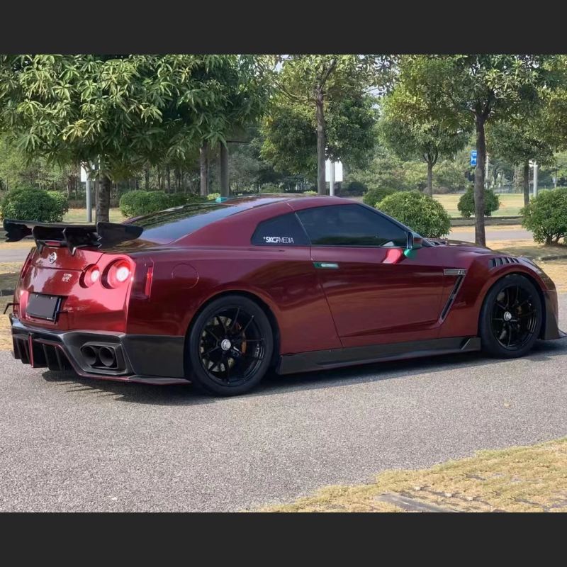 Ravoony Plus Liquid Metallic Dragon Blood Red Vinyl Car Wrap Nissan GTR Wrap
