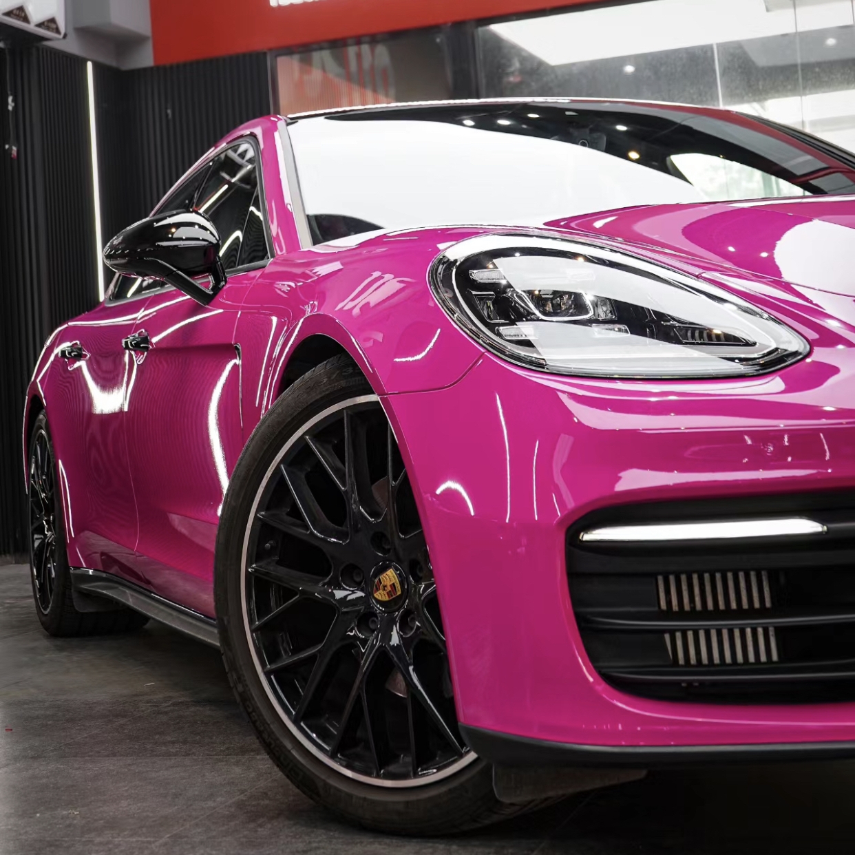 Ravoony Plus PET Glossy Crystal Rose Red Vinyl Car Wrap