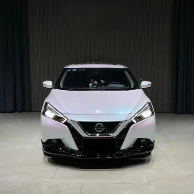 Ravoony Plus Matte Aurora White Car Vinyl Wrap Nissan Bluebird Wrap 02
