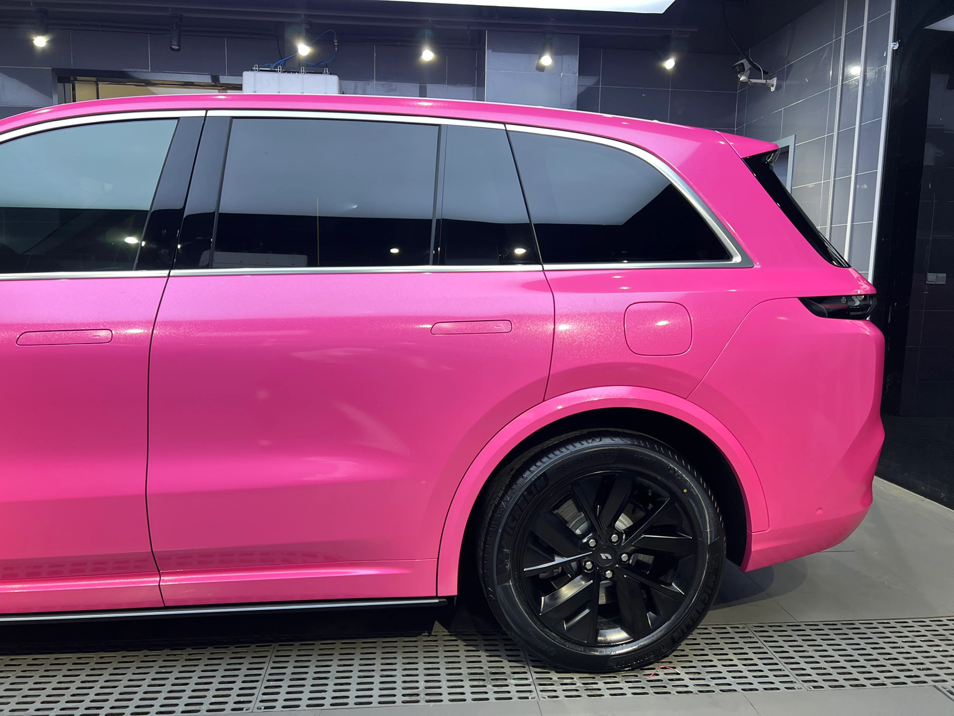   Ravoony Plus Sparkle Pink Car Vinyl Wrap