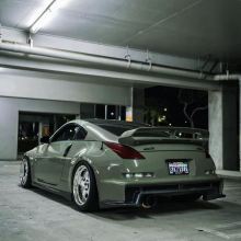 Khaki Green Car Vinyl Wrap Nissan 350Z Wrap