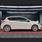 Ravoony Plus PET Flower Pink Car Wrap Nissan Tiida Wrap
