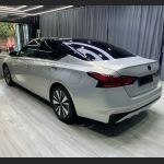 Ravoony Plus Glossy White to Gold Car Wrap Nissan Altima Wrap