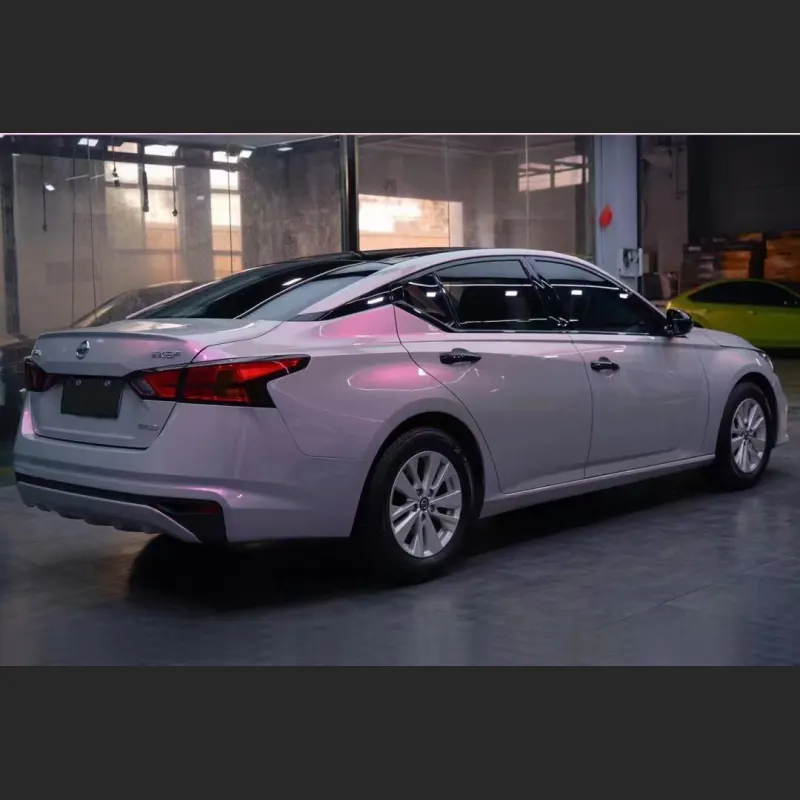 Ravoony Plus Twin Candy Grey Red Color Fliper Car Wrap Nissan Altima Wrap
