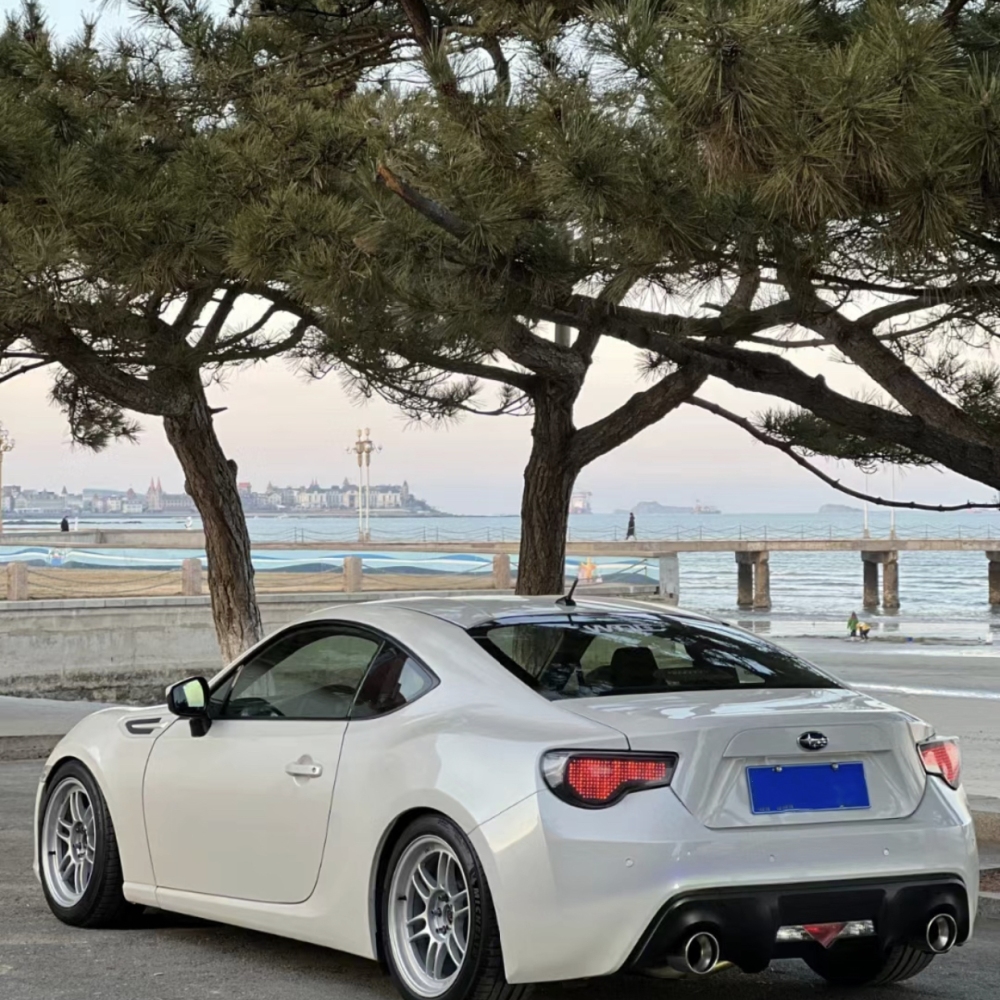 Ravoony Plus Crystal White Car Vinyl Wrap Subaru Brz Wrap