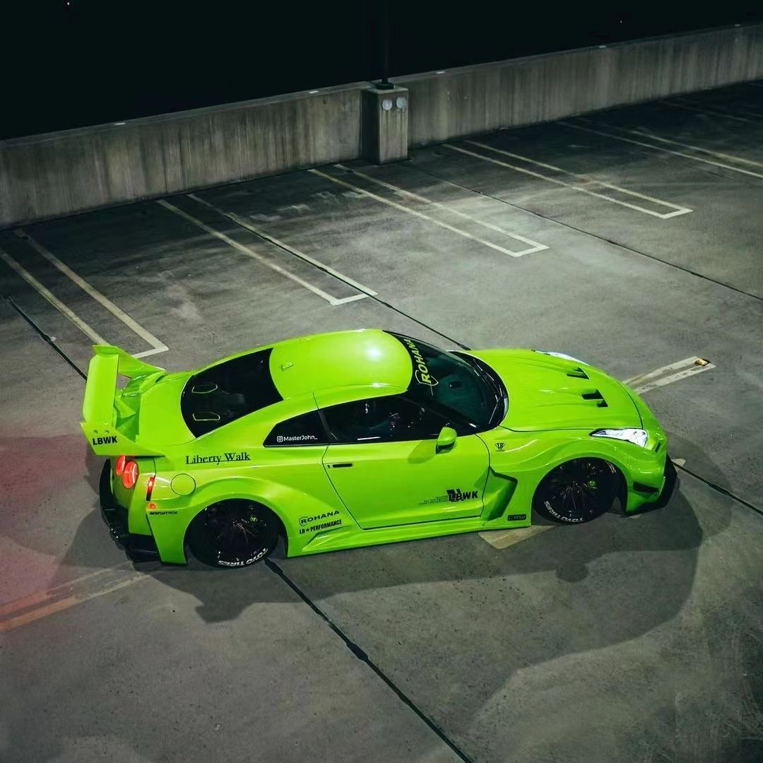 Ravoony Plus Fluorescent Green Car Vinyl Wrap Nissan GTR Wrap