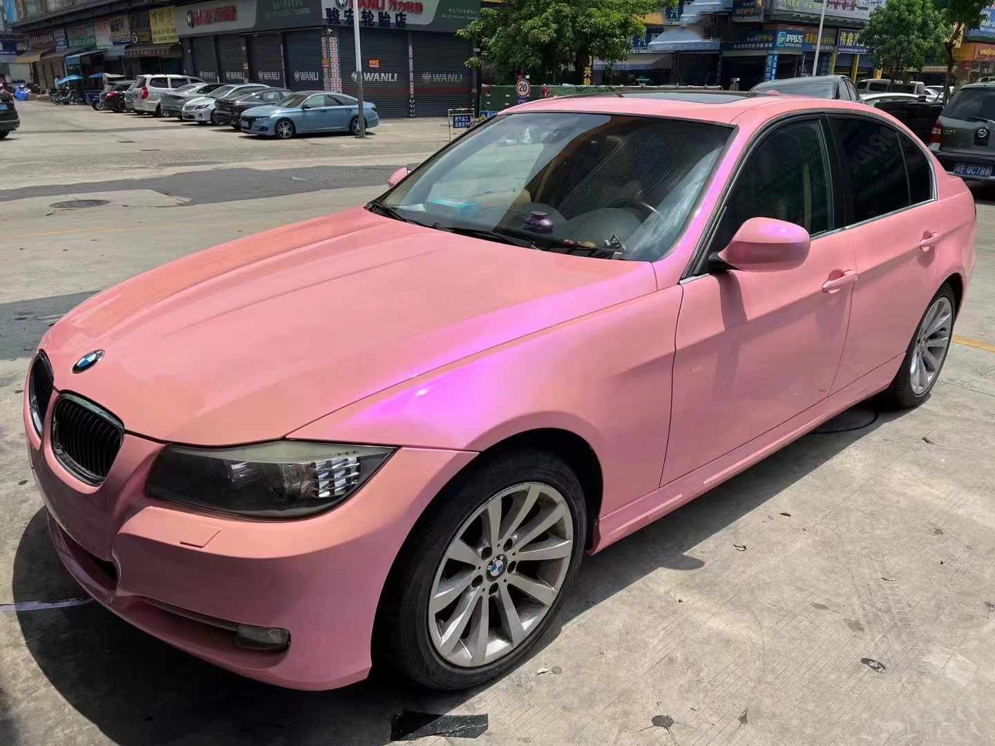 Ravoony Plus Twin Candy Purple Pink Color Fliper Car Wrap BMW 3 Series Wrap