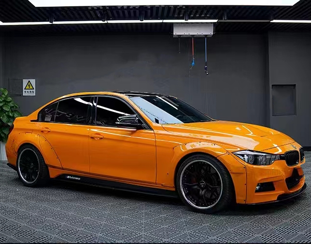 Ravoony Plus Gloss Crystal Mclaren Orange Wrap BMW 3 Series Wrap