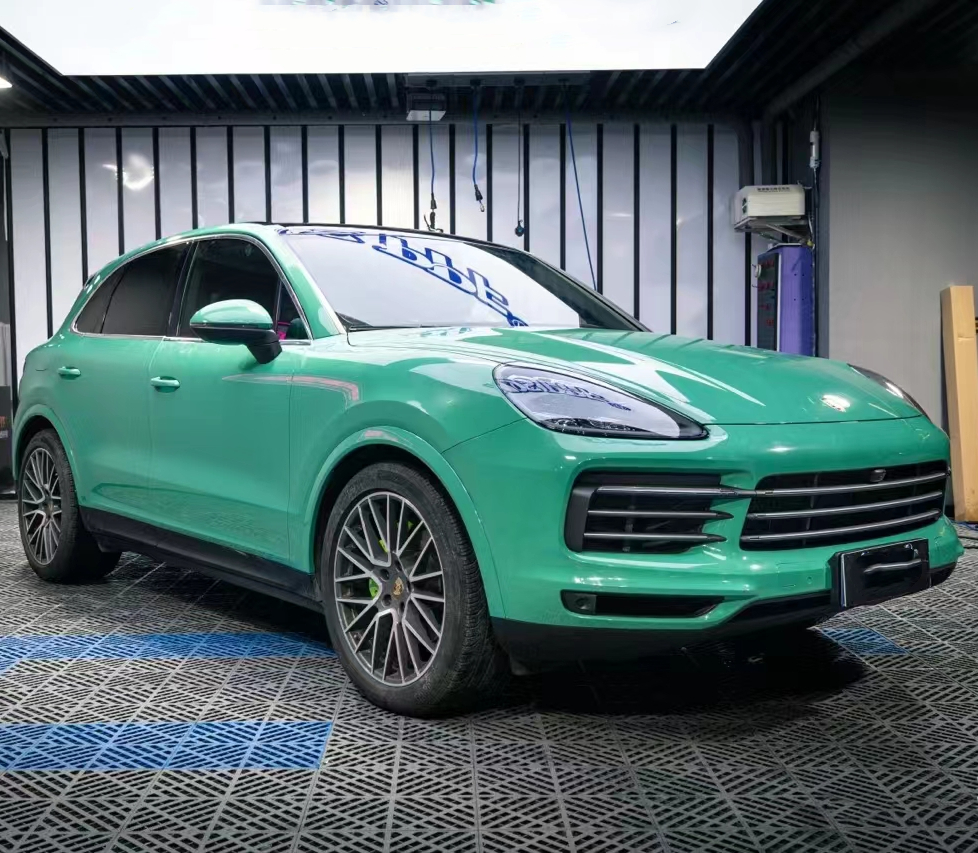 Ravoony Plus PET Gloss Vintage Green Car Viny Wrap