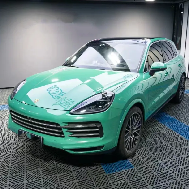 Ravoony Plus Gloss Vintage Green Car Viny Wrap