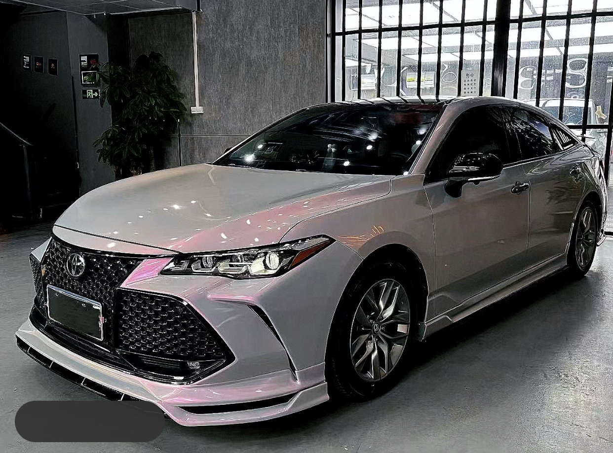 Ravoony Plus Twin Candy Grey Red Color Fliper Car Wrap Toyota Avalon Wrap