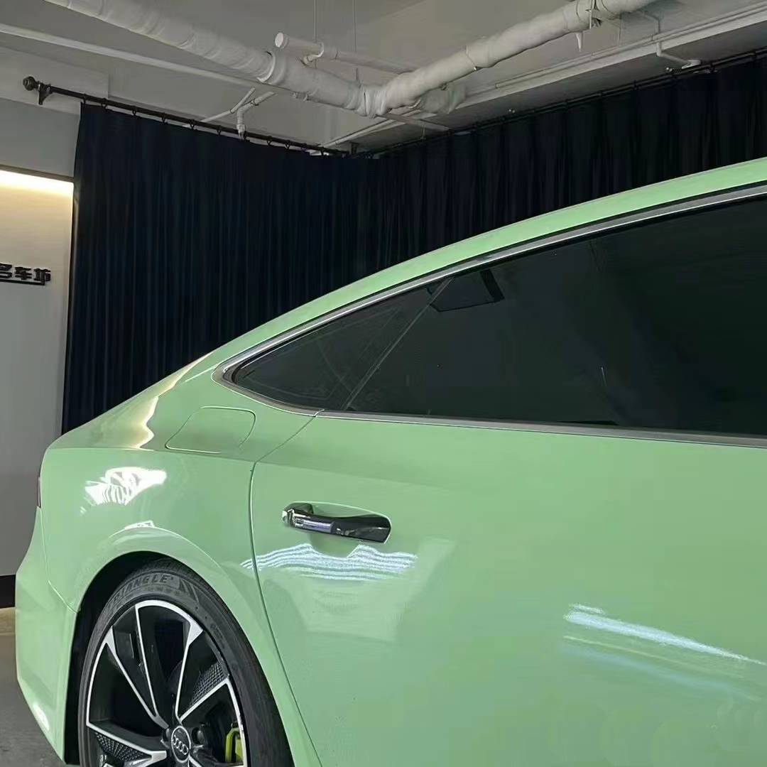 Ravoony Plus PET Ferrari Gloss Moss Green Vinyl Car Wrap Audi A7 Wrap