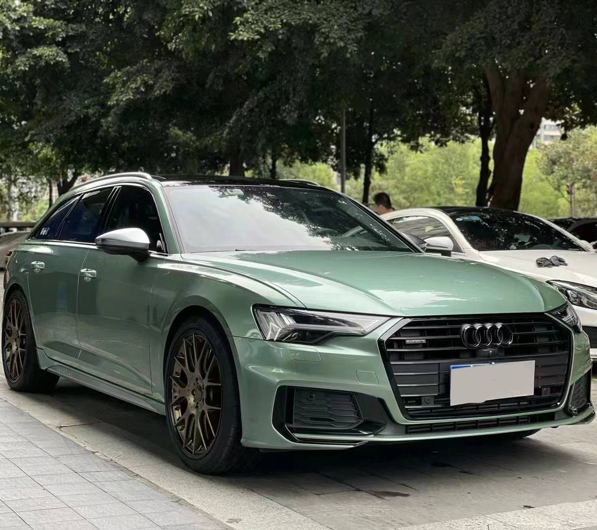 Ravoony Plus Ferrari Gloss Verde Francesca Green Vinyl Car Wrap Audi A6 Wrap