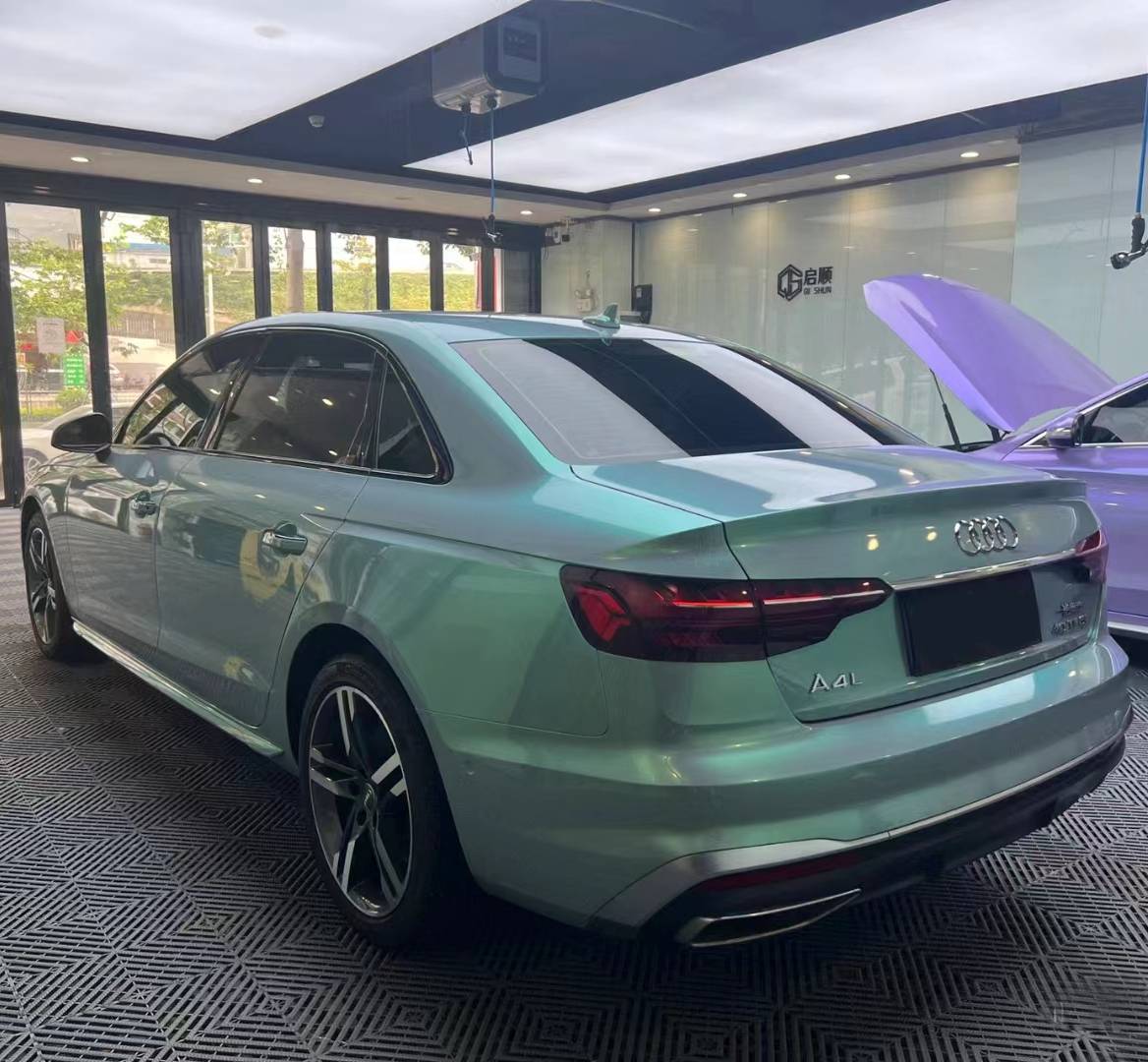Ravoony Plus Twin Candy Grey Green Color Fliper Car Wrap Audi A4 Wrap