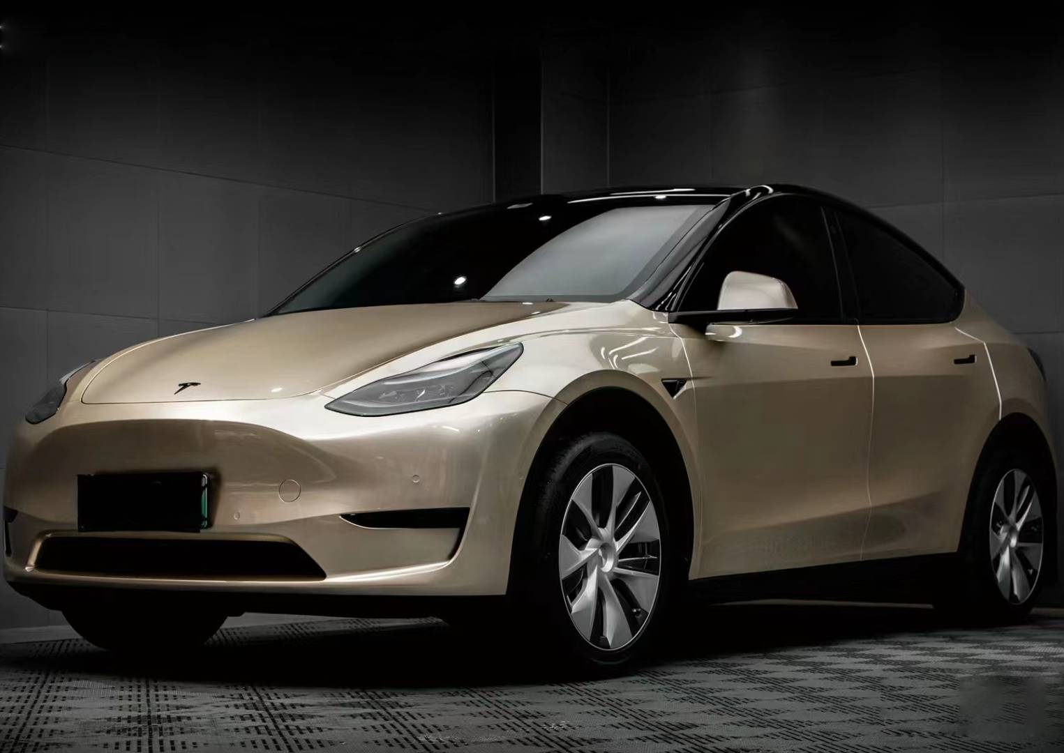  Ravoony Plus Glossy Metal Champaign Dark Gold Car Wrap