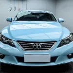 Ravoony Plus Glossy Crystal Glacier Blue Car Wrap Toyota Reiz Wrap