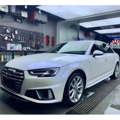 Ravoony Plus Glossy White to Blue Car Vinyl Wrap Audi A4 Wrap 02