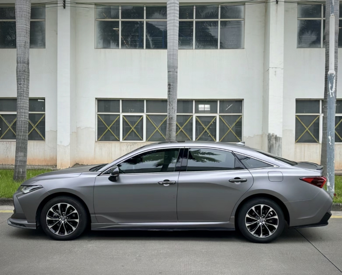 Ravoony Plus Matte AMG Grey Car Vinyl Wrap Toyota Abaron Wrap