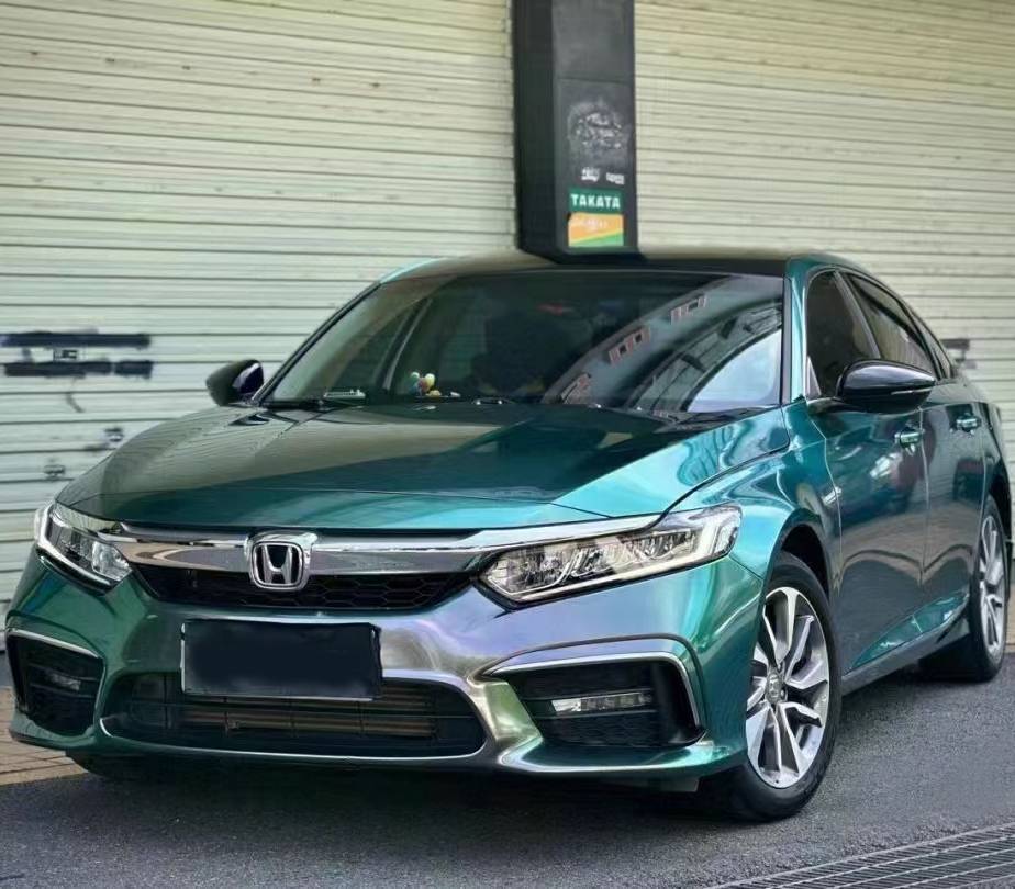 Ravoony Plus Glossy Diamond Micro Celadon Green Car Wrap
