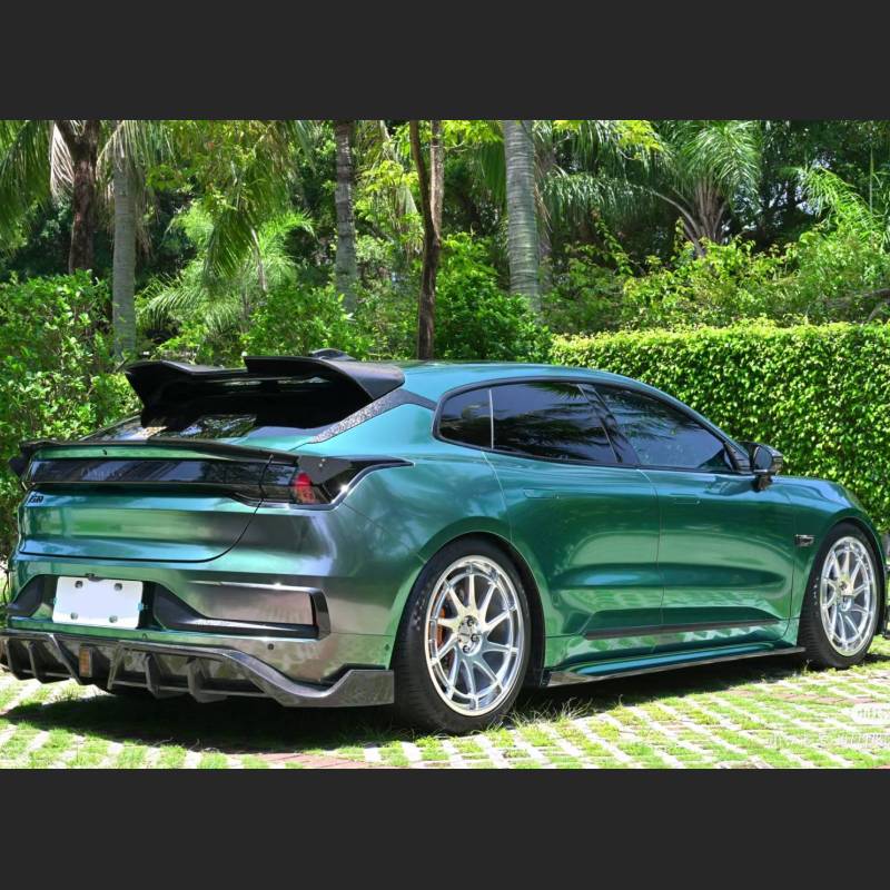 Ravoony Plus Glossy Diamond Micro Celadon Green Car Wrap