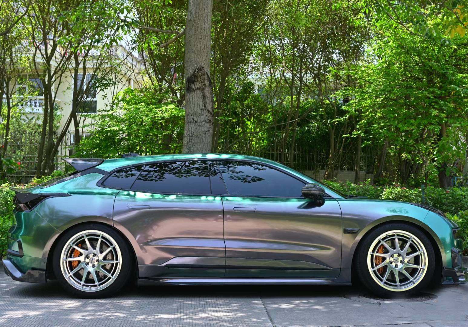 Ravoony Plus Glossy Diamond Micro Celadon Green Car Wrap