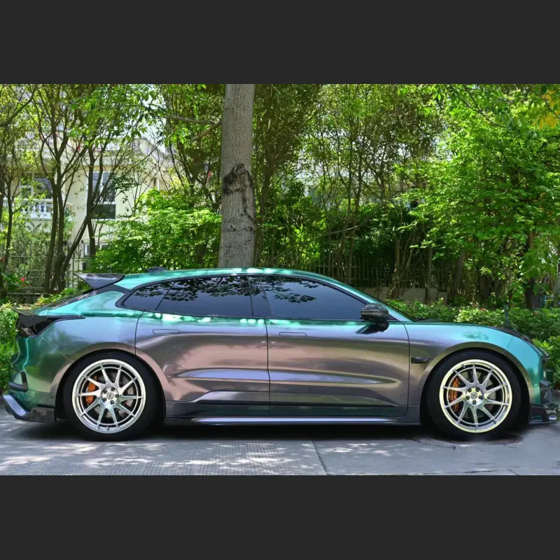 Ravoony Plus Glossy Diamond Micro Celadon Green Car Wrap