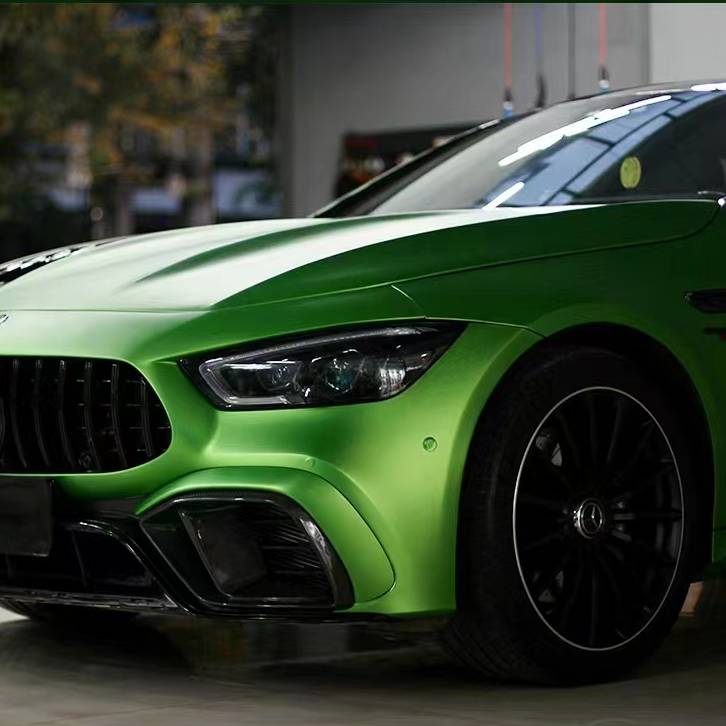 Ravoony Plus Ultra-Matte Flame Green Car Wrap