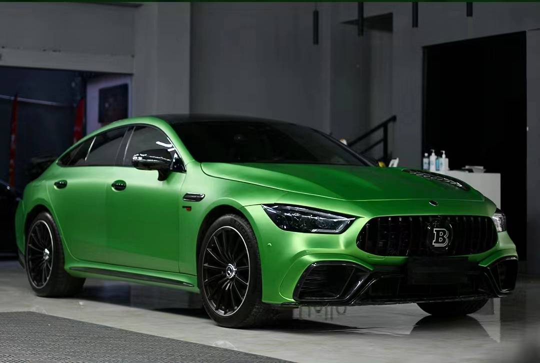 Ravoony Plus Ultra-Matte Flame Green Car Wrap