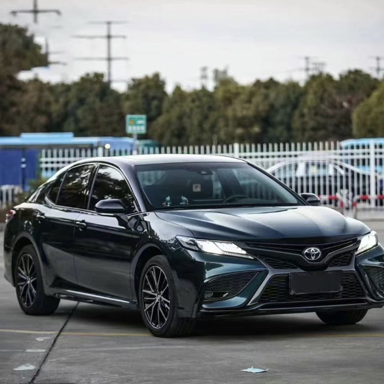 Ravoony Plus Gloss Metallic Midnight Green Car Wrap Toyota Camry Wrap